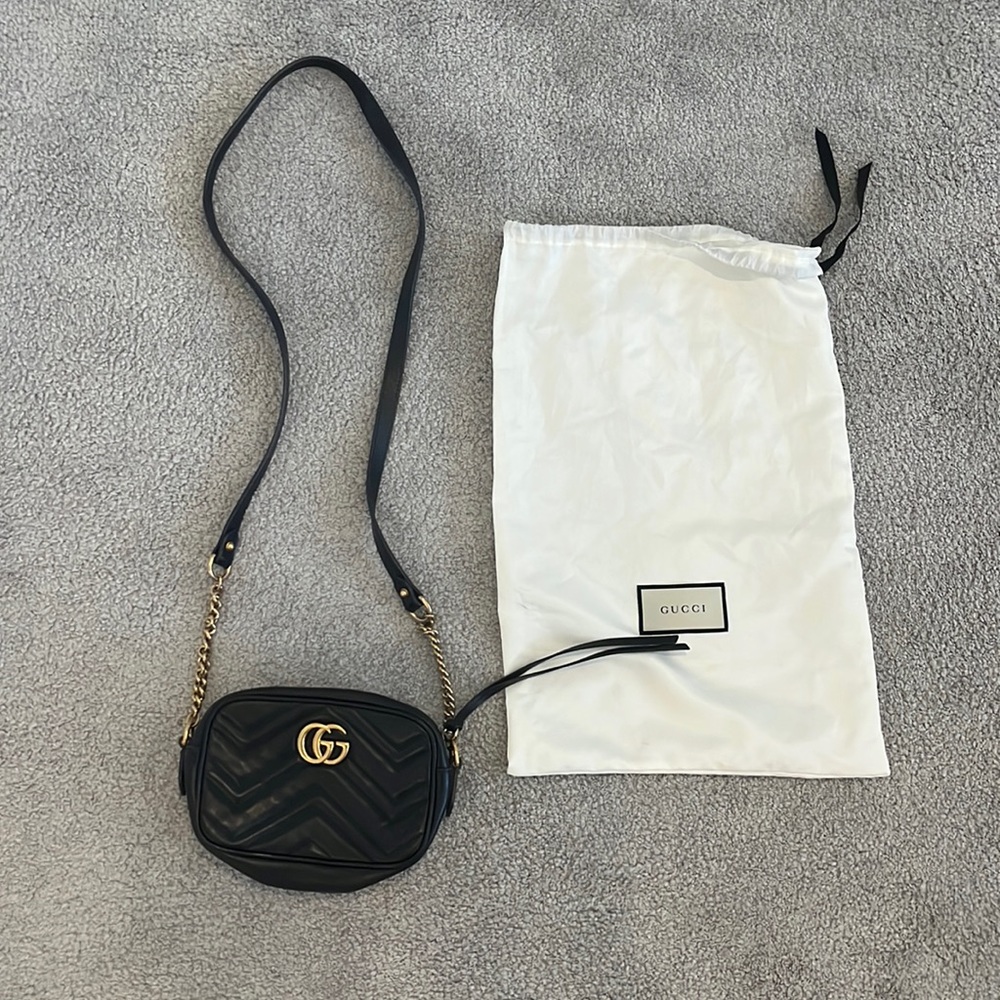 Gucci marmont mini matelasse shoulder bag leather and gold cross body purse